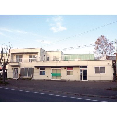 ���l�������܂��������H�i�H��ƒ�H��������c�Ƃ��Ă����e�i���g�t�ł��B�S�k�ʂ艈���̍D���n��Z����͂T�k�c�j�A���ԏ������܂��B
