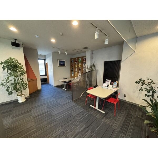 好立地1棟貸しビル【北海道磁気印刷株式会社ビル】P5台あり！！