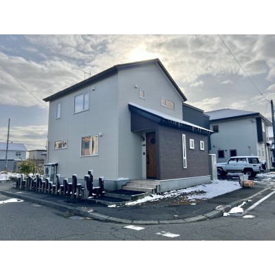 北海道苫小牧市の一戸建て | 1450万円 | 165.5m² | 駐車: あり | Akiyama house finder