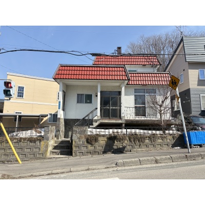 北海道小樽市の一戸建て | 140万円 | 214.93m² | 駐車: - | Akiyama house finder