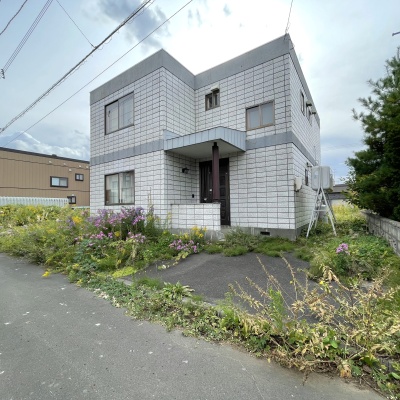 北海道石狩市の一戸建て | 680万円 | 326.97m² | 駐車: あり | Akiyama house finder