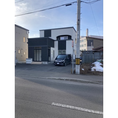 北海道二海郡八雲町の一戸建て | 2700万円 | 218.71m² | 駐車: あり | Akiyama house finder