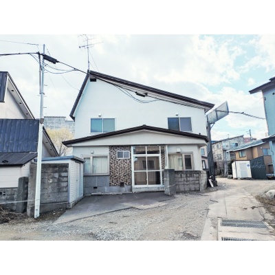 北海道小樽市の一戸建て | 1150万円 | 317.21m² | 駐車: あり | Akiyama house finder