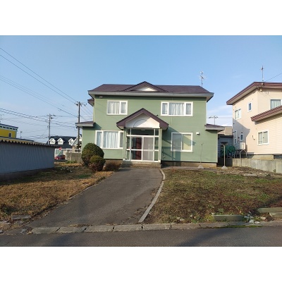 北海道亀田郡七飯町の一戸建て | 1780万円 | 413.23m² | 駐車: あり | Akiyama house finder