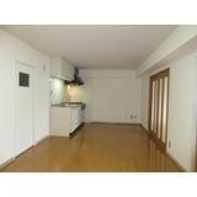 小倉駅裏の浅野エリア！！小倉駅に近いので通勤・通学に便利！人気の都市ガス物件！！