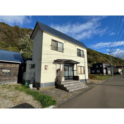 house for sale in 古宇郡泊村, Hokkaido | ¥1,500,000 | Parking: あり | Akiyam…