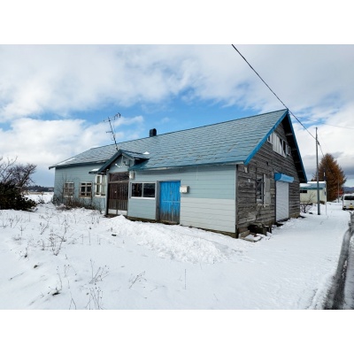 house for sale in 虻田郡倶知安町, Hokkaido | ¥25,000,000 | Parking: あり | Aki…