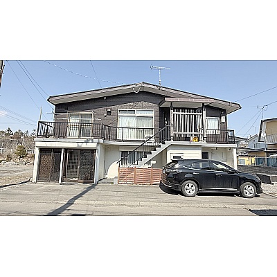 北海道苫小牧市の一戸建て | 1350万円 | 342.06m² | 駐車: あり | Akiyama house finder