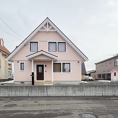 北海道苫小牧市の一戸建て | 2200万円 | 303.93m² | 駐車: あり(無料) | Akiyama house finder