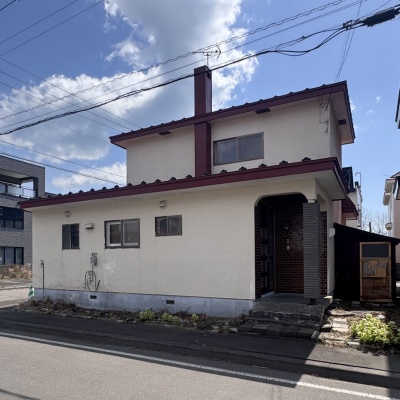北海道苫小牧市の一戸建て | 830万円 | 170.57m² | 駐車: あり | Akiyama house finder