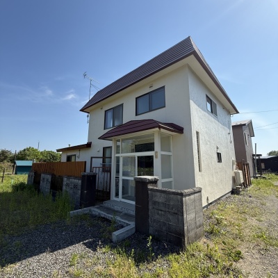 北海道白老郡白老町の一戸建て | 1280万円 | 231m² | 駐車: なし | Akiyama house finder