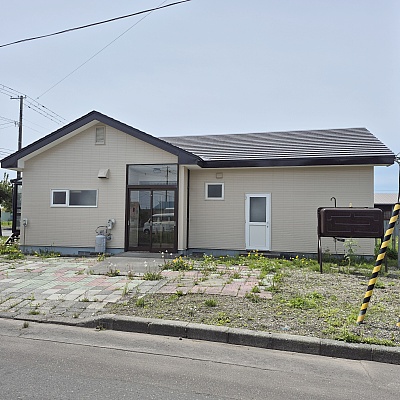 北海道白老郡白老町の一戸建て | 880万円 | 288.38m² | 駐車: あり | Akiyama house finder
