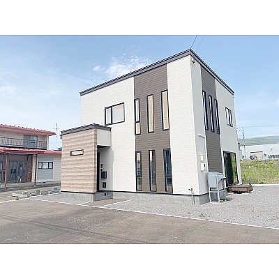 北海道亀田郡七飯町の一戸建て | 2700万円 | 657.47m² | 駐車: あり | Akiyama house finder