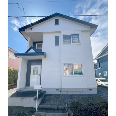 北海道亀田郡七飯町の一戸建て | 1290万円 | 175.01m² | 駐車: あり | Akiyama house finder