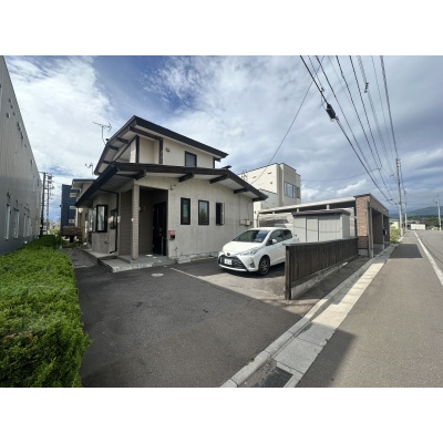 house for sale in 函館市, Hokkaido | ¥7,300,000 | Parking: あり | Akiyama…