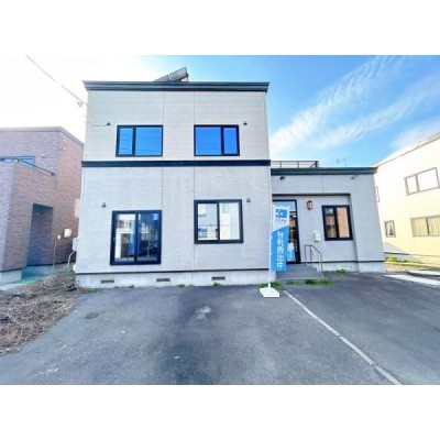 北海道旭川市の一戸建て | 1749万円 | 215.49m² | 駐車: あり | Akiyama house finder