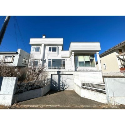 北海道釧路市の一戸建て | 1849万円 | 240m² | 駐車: あり | Akiyama house finder