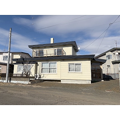 北海道釧路市の一戸建て | 1150万円 | 227.42m² | 駐車: あり | Akiyama house finder