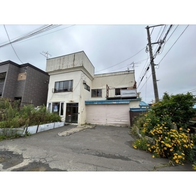 北海道釧路郡釧路町の一戸建て | 220万円 | 190m² | 駐車: あり | Akiyama house finder