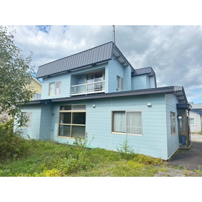 北海道川上郡弟子屈町の一戸建て | 200万円 | 684.29m² | 駐車: あり | Akiyama house finder