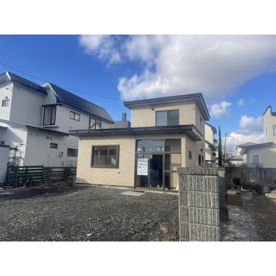 北海道釧路市の一戸建て | 1298万円 | 188.2m² | 駐車: あり | Akiyama house finder