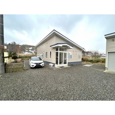 北海道二海郡八雲町の一戸建て | 1349万円 | 790.25m² | 駐車: あり | Akiyama house finder