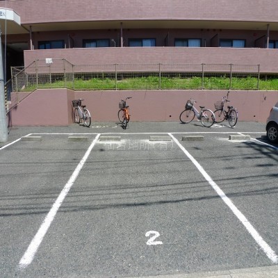 駐車場、駐輪場
