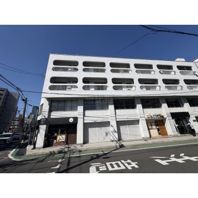 第三ショーケービル