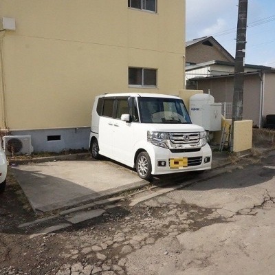 駐車場は2台分