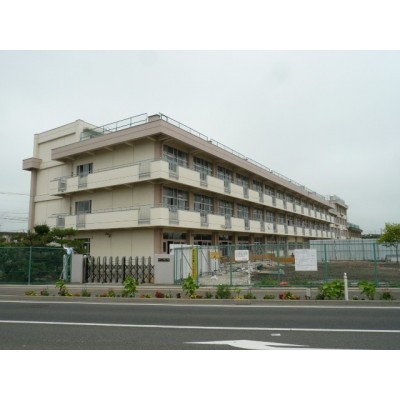 六郷小学校