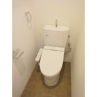 トイレ一式交換(シャワー付き)