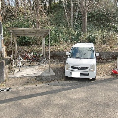 駐車・駐輪スペース