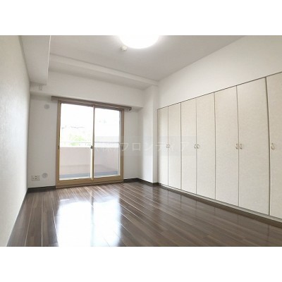 洋室6.6帖