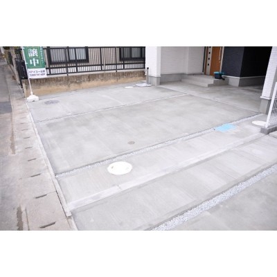 駐車場 2台駐車可