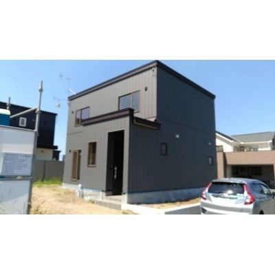 建築中