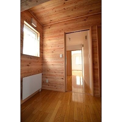納戸から8帖まで続いています。