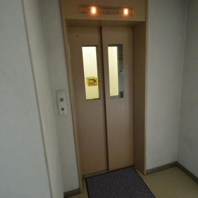 エレベーター