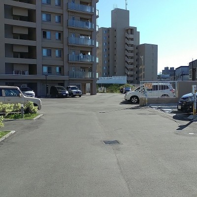 屋外駐車場