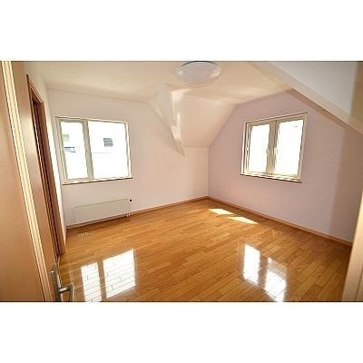 2階洋室8帖♪