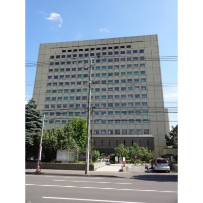 まいばすけっと 南5条西10丁目店まで691m