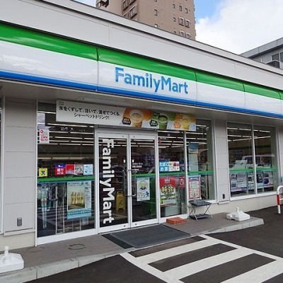 ファミリーマート