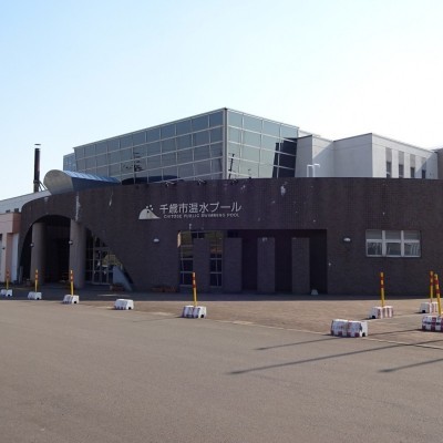 温水プール