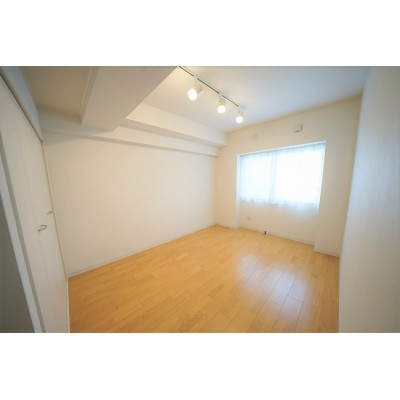 洋室5.7帖