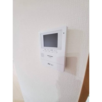 インターフォンも新品!