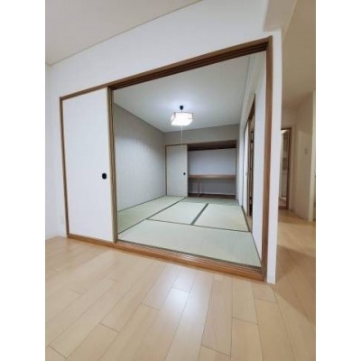 キッチン横の和室