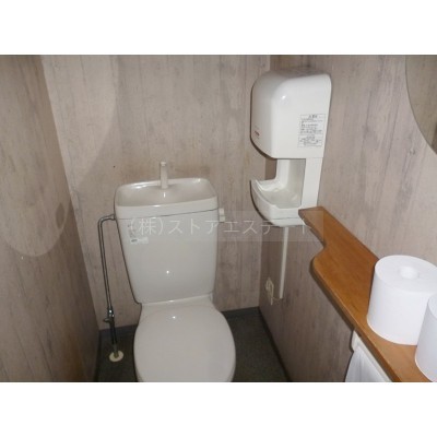 洋式トイレです♪