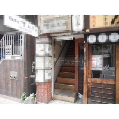 店舗出入口♪