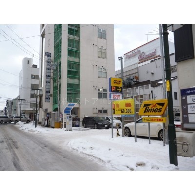 近隣時間貸し駐車場あります♪