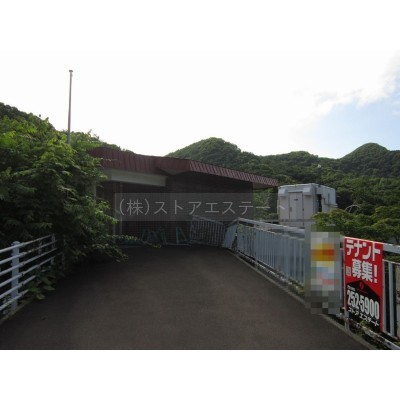 駐車場最大6台可能です♪