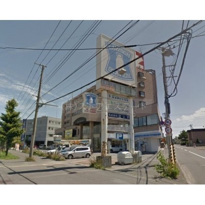 1階コンビニエンスストア入店中♪